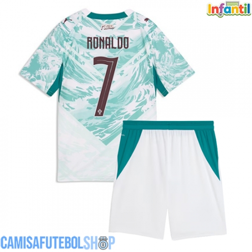 Camisa de time de futebol Portugal Cristiano Ronaldo #7 Replicas 2º Equipamento Infantil Mundo 2026 Manga Curta (+ Calças curtas)